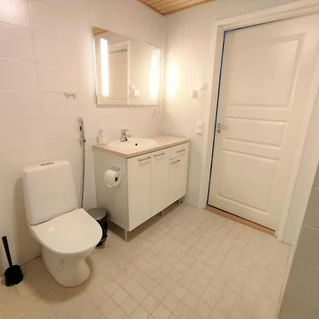 Huoneisto For 3 With Sauna